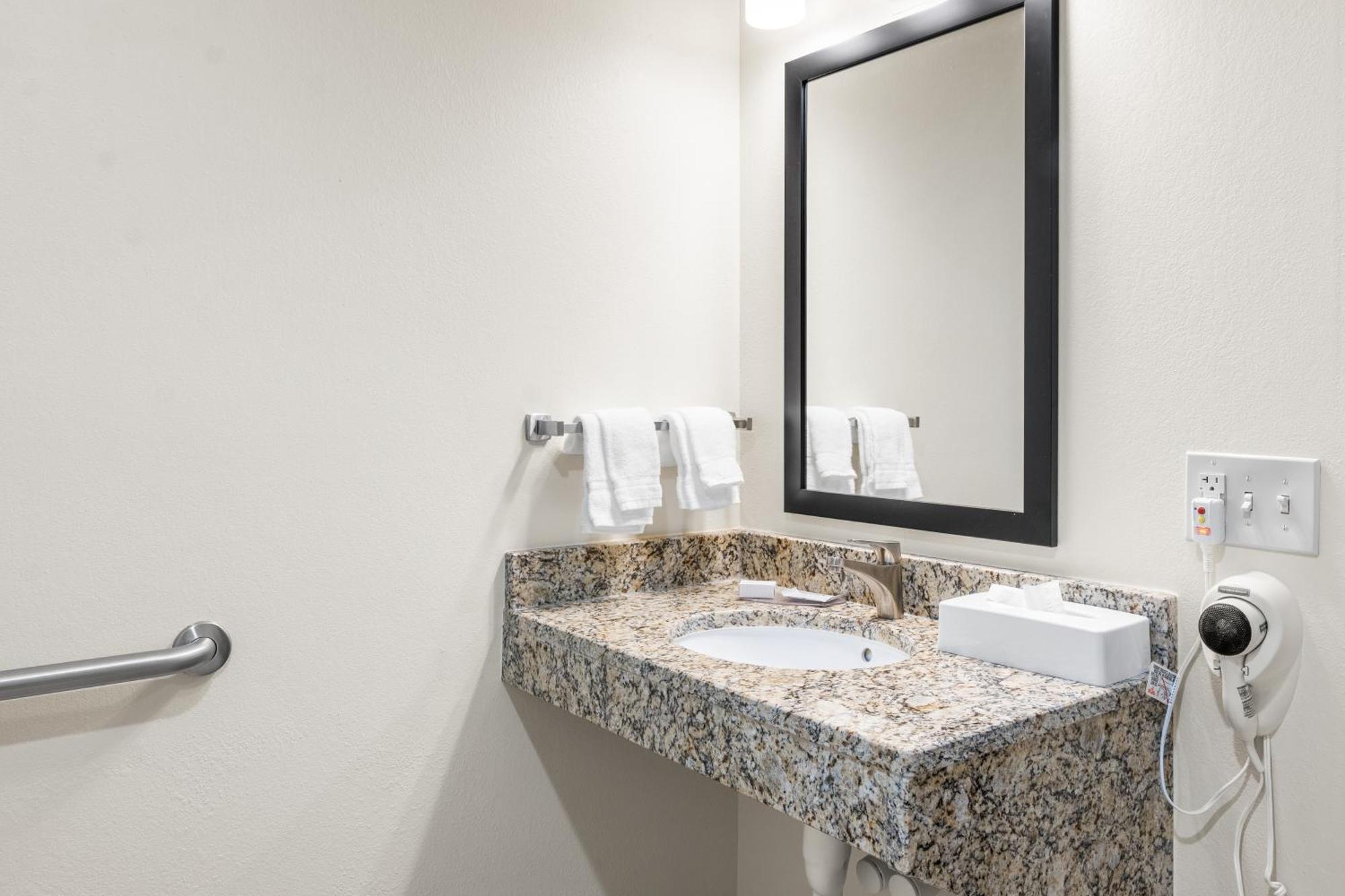Cobblestone Hotel & Suites - Denmark Luaran gambar